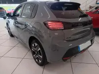 Nuevo Peugeot 208 Allure 101 CV (74 kW) 2025 Gris Utilitario