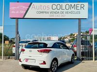 Begagnad Hyundai i20 84 HK (61 kW) 2017 Vit Sedan
