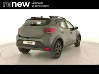 Usado Dacia Sandero Extreme 100 CV (73 kW) 2025 Verde Berlina