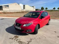 Usado Seat Ibiza Stylance 105 CV (77 kW) 2009 Rojo Berlina