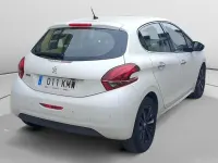 Usado Peugeot 208 Allure 110 CV (80 kW) 2018 Utilitario