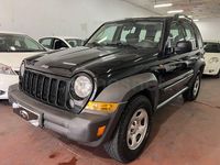 Usado Jeep Cherokee 163 CV (119 kW) 2006 Negro SUV