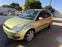 Usado Ford Fiesta Trend 68 CV (50 kW) 2005 Verde Utilitario