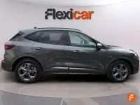 Usado Ford Kuga ST-Line 150 CV (110 kW) 2025 Gris SUV