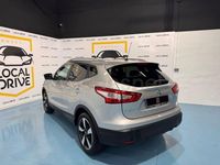 Usado Nissan Qashqai Tekna 115 CV (84 kW) 2015 Gris / plata SUV