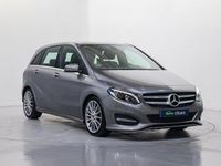 Usado Mercedes B200 150 CV (110 kW) 2019 Gris / plata Monovolumen