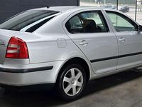 Usado Skoda Octavia Active 105 CV (77 kW) 2007 Gris Utilitario