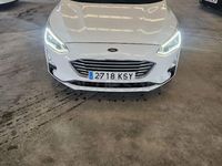 Begagnad Ford Focus Titanium 120 HK (88 kW) 2019 Vit Kombi