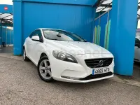 Usado Volvo V40 Kinetic 115 CV (84 kW) 2013 Blanco Berlina