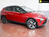 Usado Hyundai Bayon Blackline 100 CV (73 kW) 2022 Rojo SUV