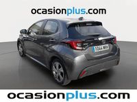 Usado Toyota Yaris Hybrid Active 116 CV (85 kW) 2024 Blanco Utilitario