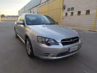 Usado Subaru Legacy 140 CV (102 kW) 2005 Gris / plata Berlina
