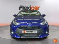 Usado Toyota Yaris Plus 116 CV (85 kW) 2025 Azul Utilitario
