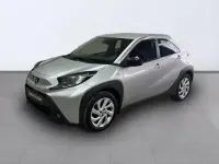 Używany Toyota Aygo X-play 69 KM (50 kW) 2024 Szary