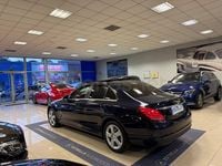 Usado Mercedes C250 204 CV (150 kW) 2016 Azul Berlina