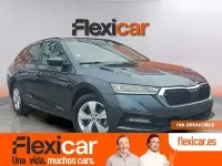 Usado Skoda Octavia Active 115 CV (84 kW) 2021 Gris Familiar