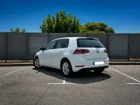 Usado VW Golf VII 115 CV (84 kW) 2019 Blanco Berlina