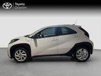 Usado Toyota Aygo X Play 72 CV (52 kW) 2023 Blanco SUV