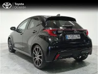 Usado Toyota Yaris Hybrid Sport 116 CV (85 kW) 2022 Negro Berlina
