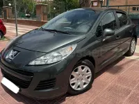 Usado Peugeot 207 Envy 95 CV (69 kW) 2010 Verde Berlina