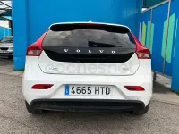 Usado Volvo V40 Kinetic 115 CV (84 kW) 2013 Blanco Berlina