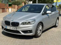 Usado BMW 225 Active Tourer iPerformance 224 CV (164 kW) 2017 Gris / plata Monovolumen