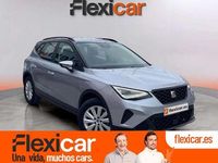 Usado Seat Arona Style 110 CV (80 kW) 2022 Gris SUV