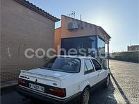 Usado Ford Orion Ghia 102 CV (75 kW) 1988 Blanco Berlina