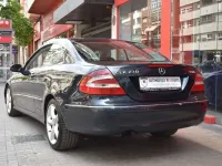 Usado Mercedes CLK200 170 CV (125 kW) 2003 Azul Coupe