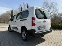 Usado Peugeot Partner 130 CV (95 kW) 2021 Blanco Monovolumen