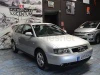 Usado Audi A3 Ambiente 130 CV (95 kW) 2001 Gris / plata Utilitario