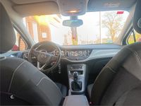 Usado Opel Astra 110 CV (80 kW) 2019 Negro Berlina