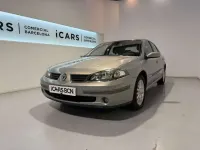 Begagnad Renault Laguna III Authentique 110 HK (80 kW) 2007 Grå Sedan