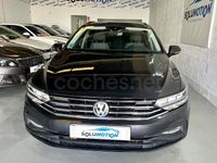 Usado VW Passat 120 CV (88 kW) 2020 Negro Familiar