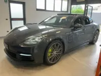 Usado Porsche Panamera 4 462 CV (339 kW) 2020 Gris / plata Berlina