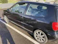 Usado VW Polo Trendline 75 CV (55 kW) 2001 Negro Berlina
