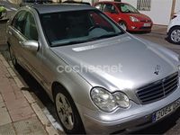 Usado Mercedes C220 Avantgarde 143 CV (105 kW) 2005 Gris / plata Berlina