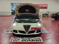 Usado Alfa Romeo Giulietta Distinctive 105 CV (77 kW) 2011 Blanco Utilitario