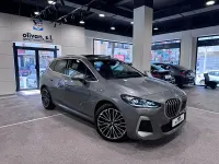 Usado BMW 225 Active Tourer Comfort Edition 245 CV (180 kW) 2023 Gris / plata Monovolumen