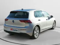 Usado VW Golf VIII Life 110 CV (80 kW) 2024 Gris Berlina