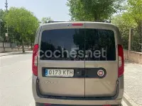 Usado Fiat Doblò Lounge 95 CV (69 kW) 2016 Marrón Monovolumen