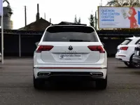 Usado VW Tiguan R-line 150 CV (110 kW) 2023 Blanco SUV