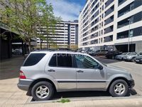Usado Mercedes ML270 163 CV (119 kW) 2004 Gris / plata SUV