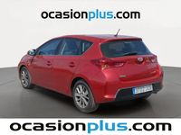 Usado Toyota Auris 90 CV (66 kW) 2015 Rojo Utilitario