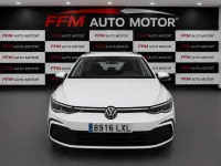Usado VW Golf VIII R-line 150 CV (110 kW) 2022 Blanco Familiar