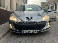 Usado Peugeot 308 90 CV (66 kW) 2009 Gris / plata Berlina