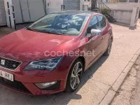 Usado Seat Leon FR 180 CV (132 kW) 2014 Rojo Berlina