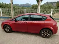 Usado Seat Leon Ecomotive 105 CV (77 kW) 2010 Granate Utilitario