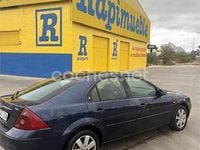 Usado Ford Mondeo Ambiente 115 CV (84 kW) 2005 Amarillo Berlina