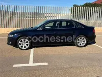 Usado Audi A4 120 CV (88 kW) 2011 Azul Berlina